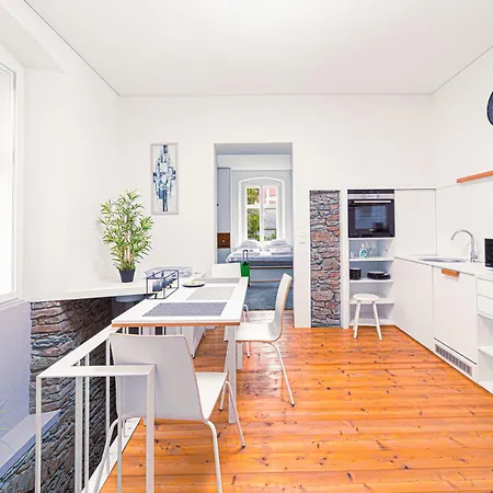 Komló Apartman - Mátyás Apartamento *